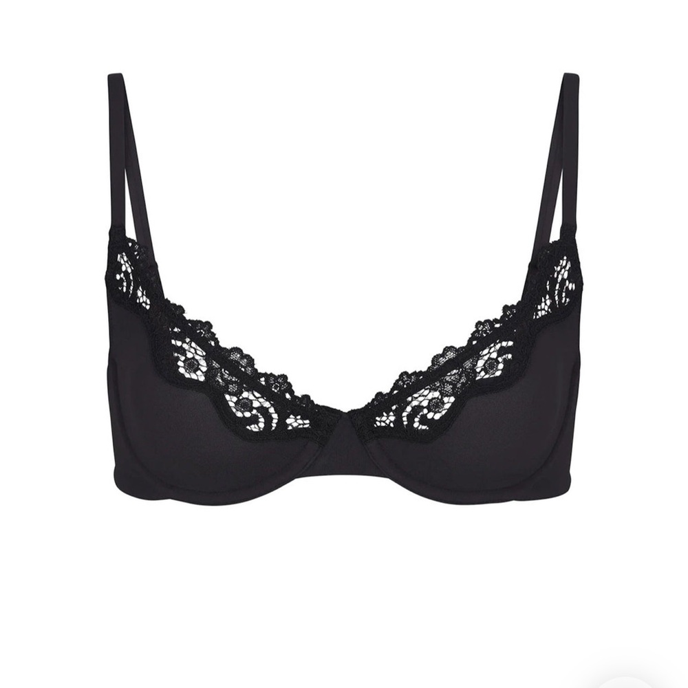 SKIMS Lace Detail Unlined Scoop Bra - Black